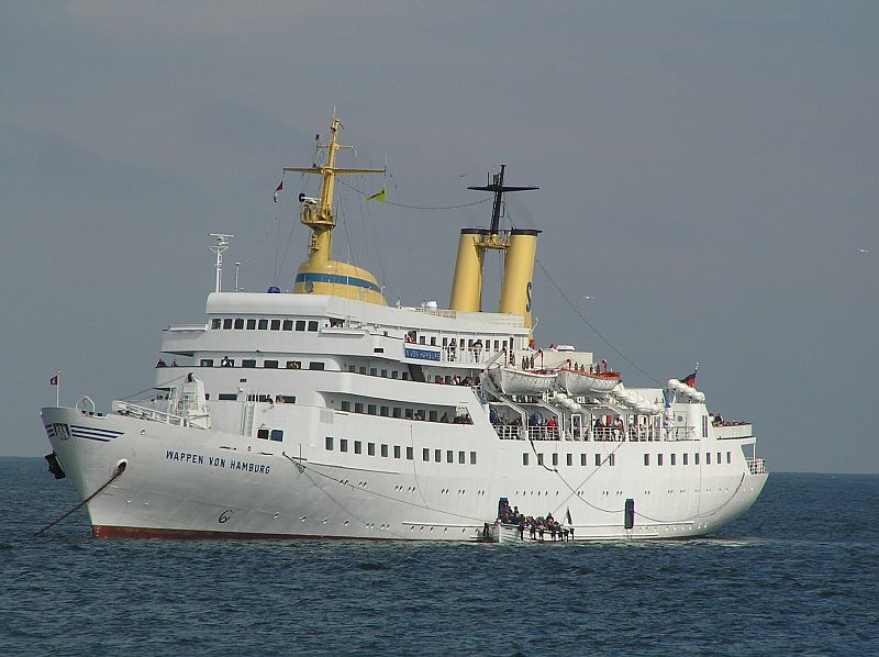 Day Cruisers Seebaderschiffe To Helgoland Cruise Ship Odyssey